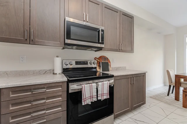 128 Whithorn Crescent, Haldimand - photo 21