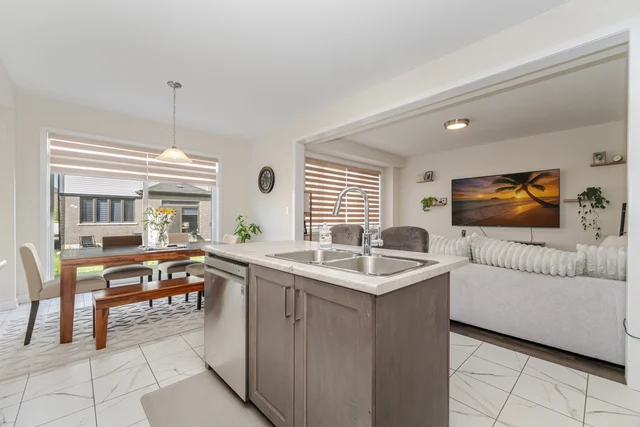 128 Whithorn Crescent, Haldimand - photo 22