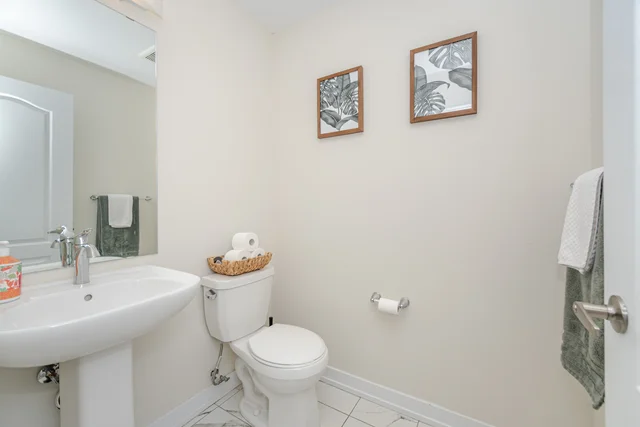 128 Whithorn Crescent, Haldimand - photo 24