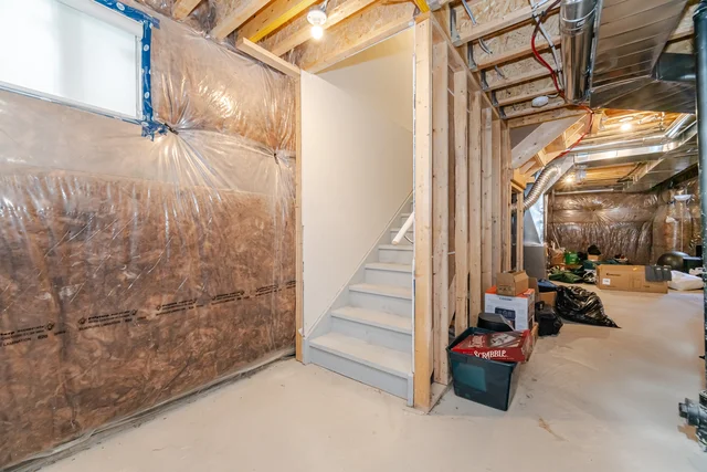 128 Whithorn Crescent, Haldimand - photo 42
