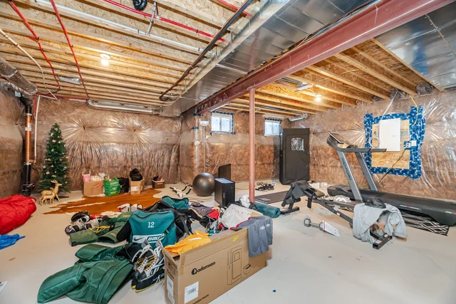 128 Whithorn Crescent, Haldimand - photo 43