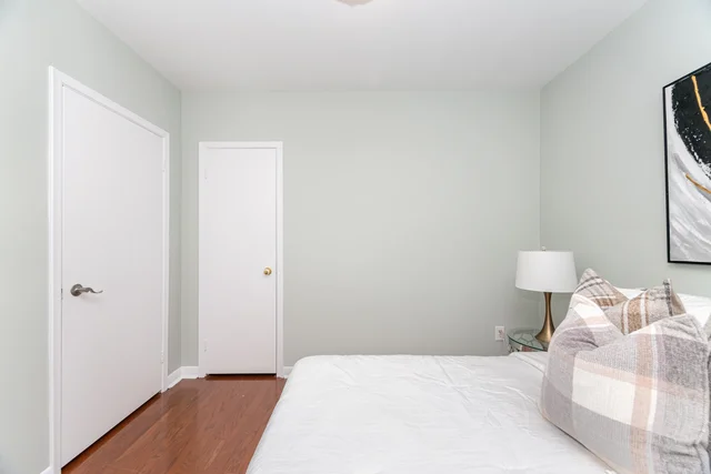 5288 Mericourt Road, Burlington - photo 44