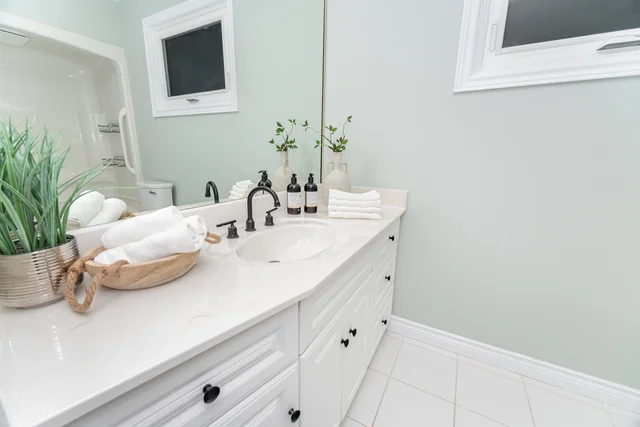 5288 Mericourt Road, Burlington - photo 45