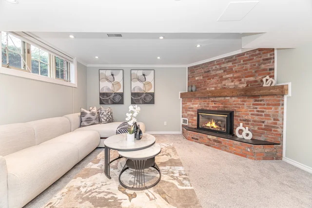 5288 Mericourt Road, Burlington - photo 51