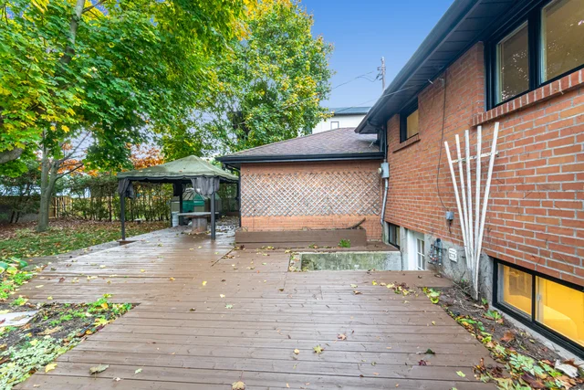 5288 Mericourt Road, Burlington - photo 60