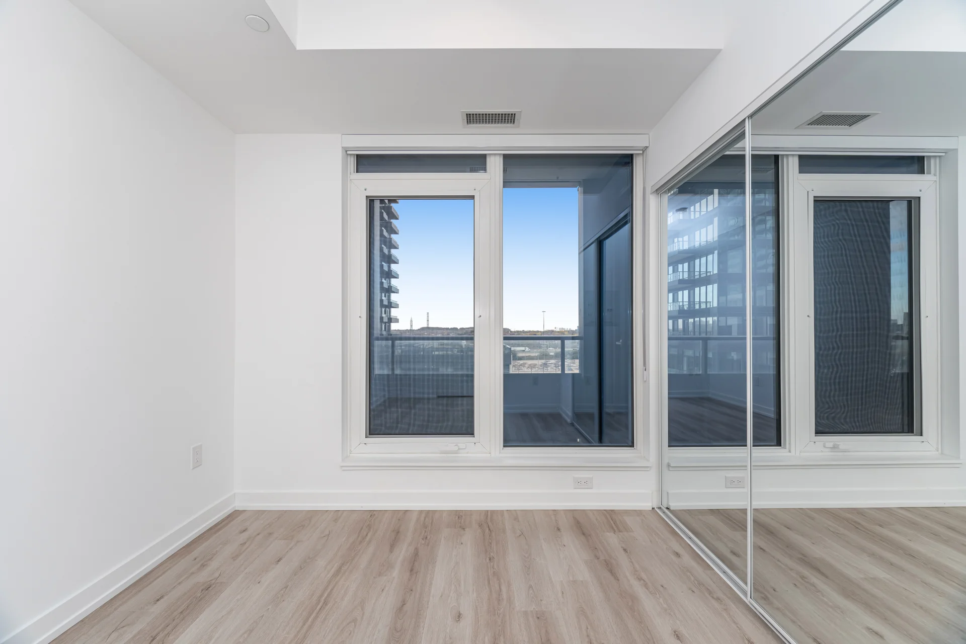 #703-395 Square One Drive, Mississauga - photo 21