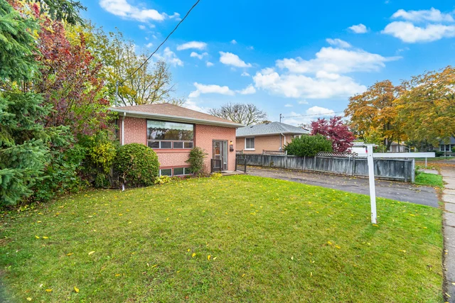52 Alhart Drive, Etobicoke - photo 5