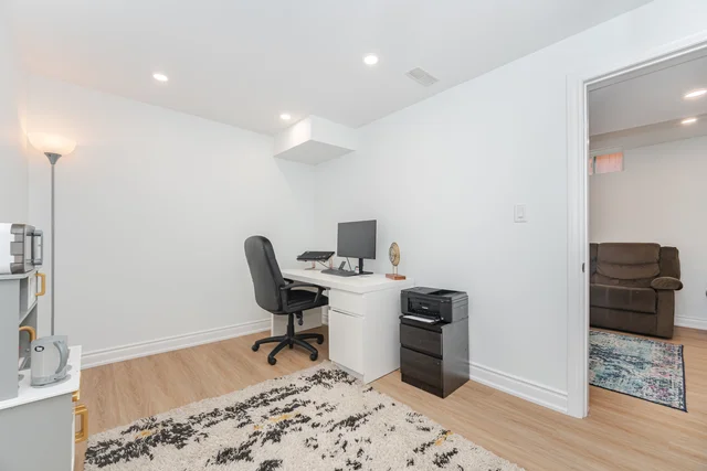 5 Brownell Street, Whitby - photo 50