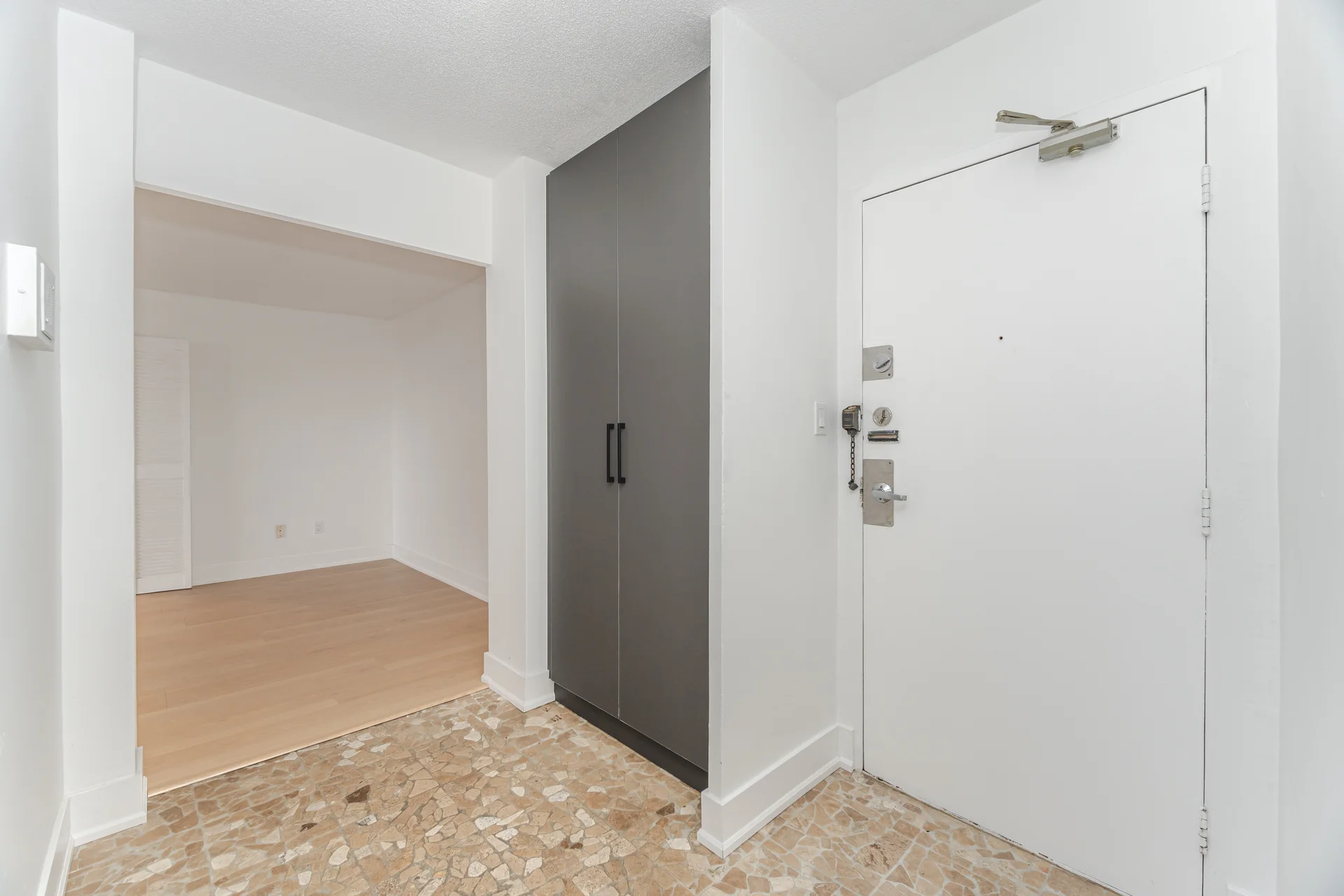 #301-5 Shady Golfway, North York - photo 6