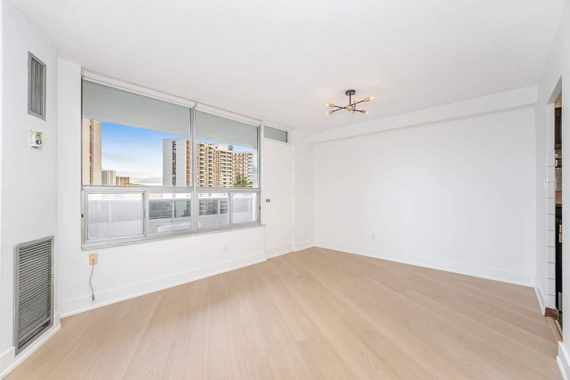#301-5 Shady Golfway, North York - photo 14