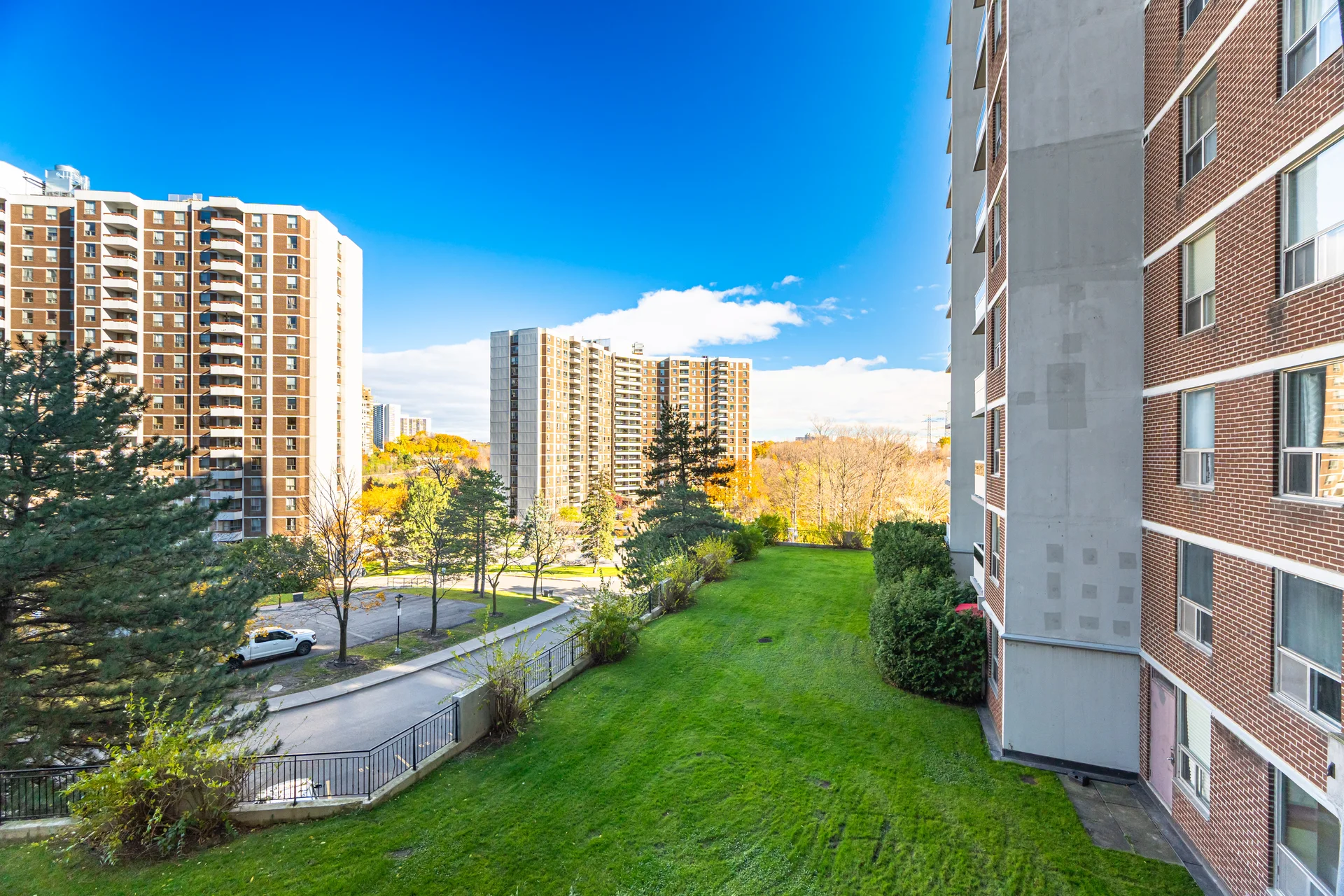 #301-5 Shady Golfway, North York - photo 34