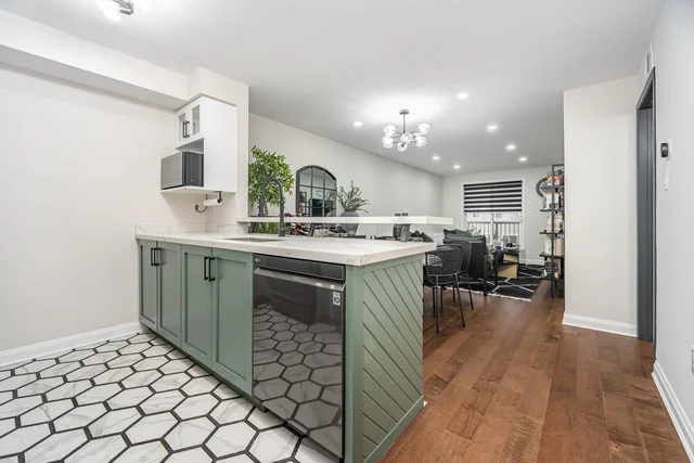 #2-38 Petra Way, Whitby - photo 9