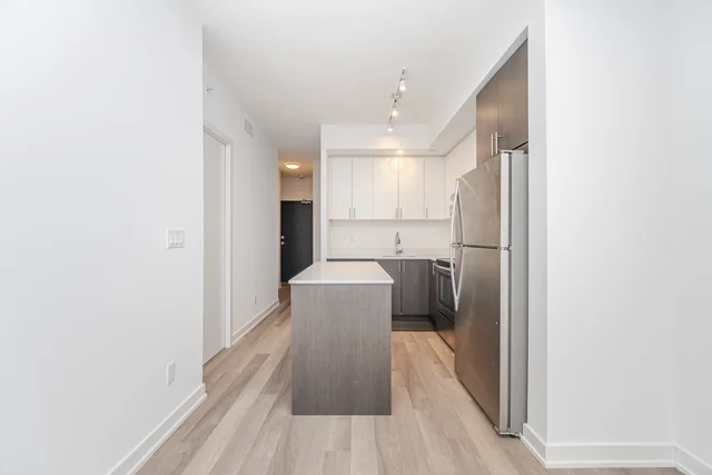#B401-5240 Dundas Street, Burlington - photo 8