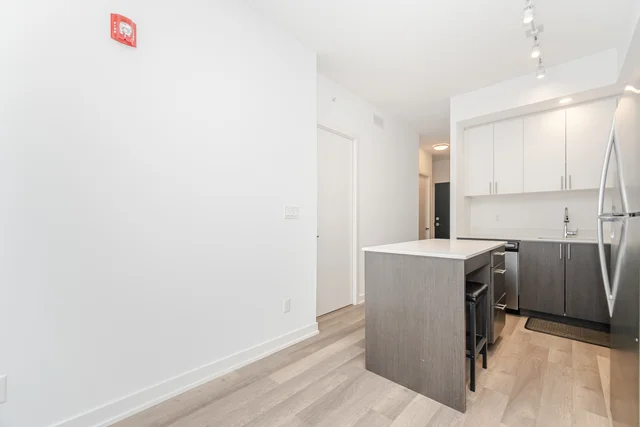 #B401-5240 Dundas Street, Burlington - photo 12