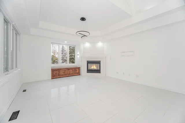 2 Huntingwood Court, Woodbridge - photo 11