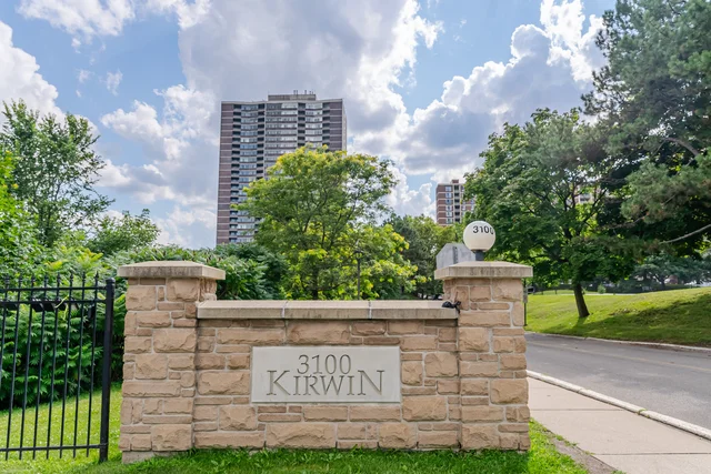 #708-3100 Kirwin Avenue, Mississauga - photo 1