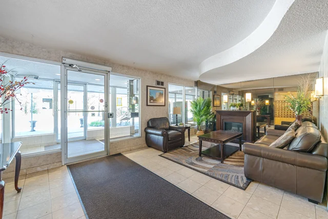 #708-3100 Kirwin Avenue, Mississauga - photo 4