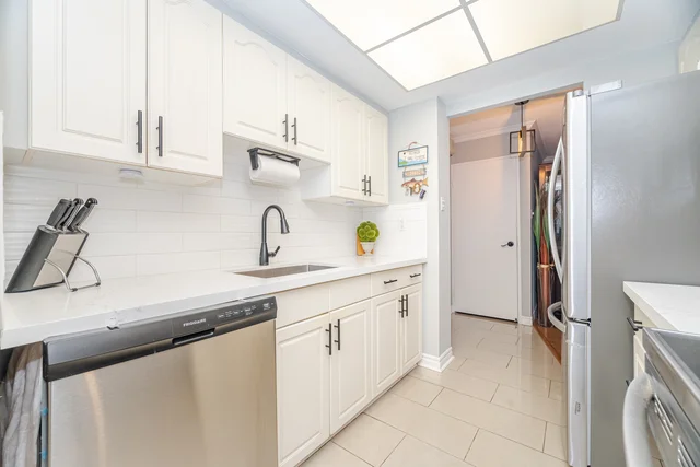 #708-3100 Kirwin Avenue, Mississauga - photo 9
