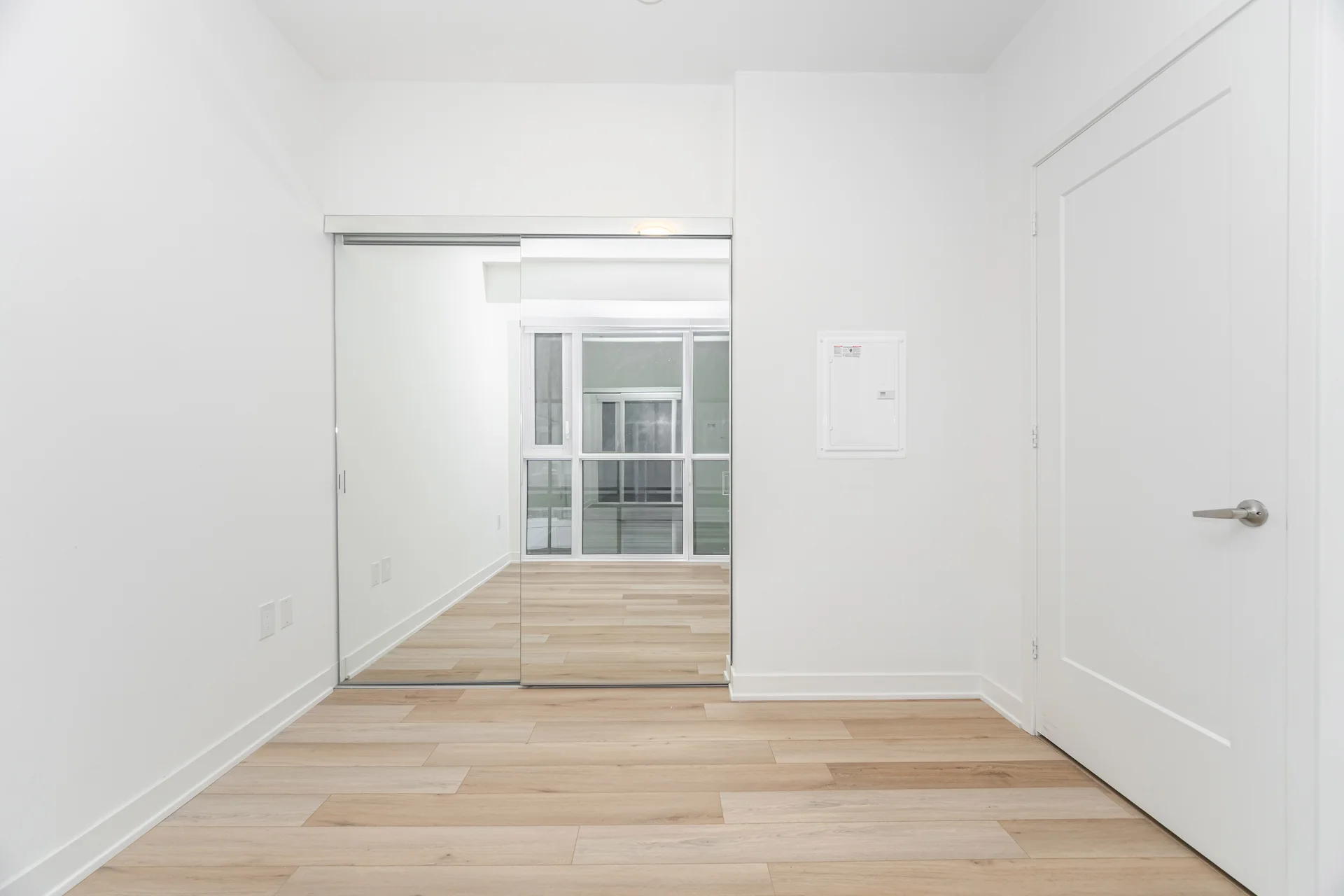 #413E-70 Princess Street, Toronto - photo 23