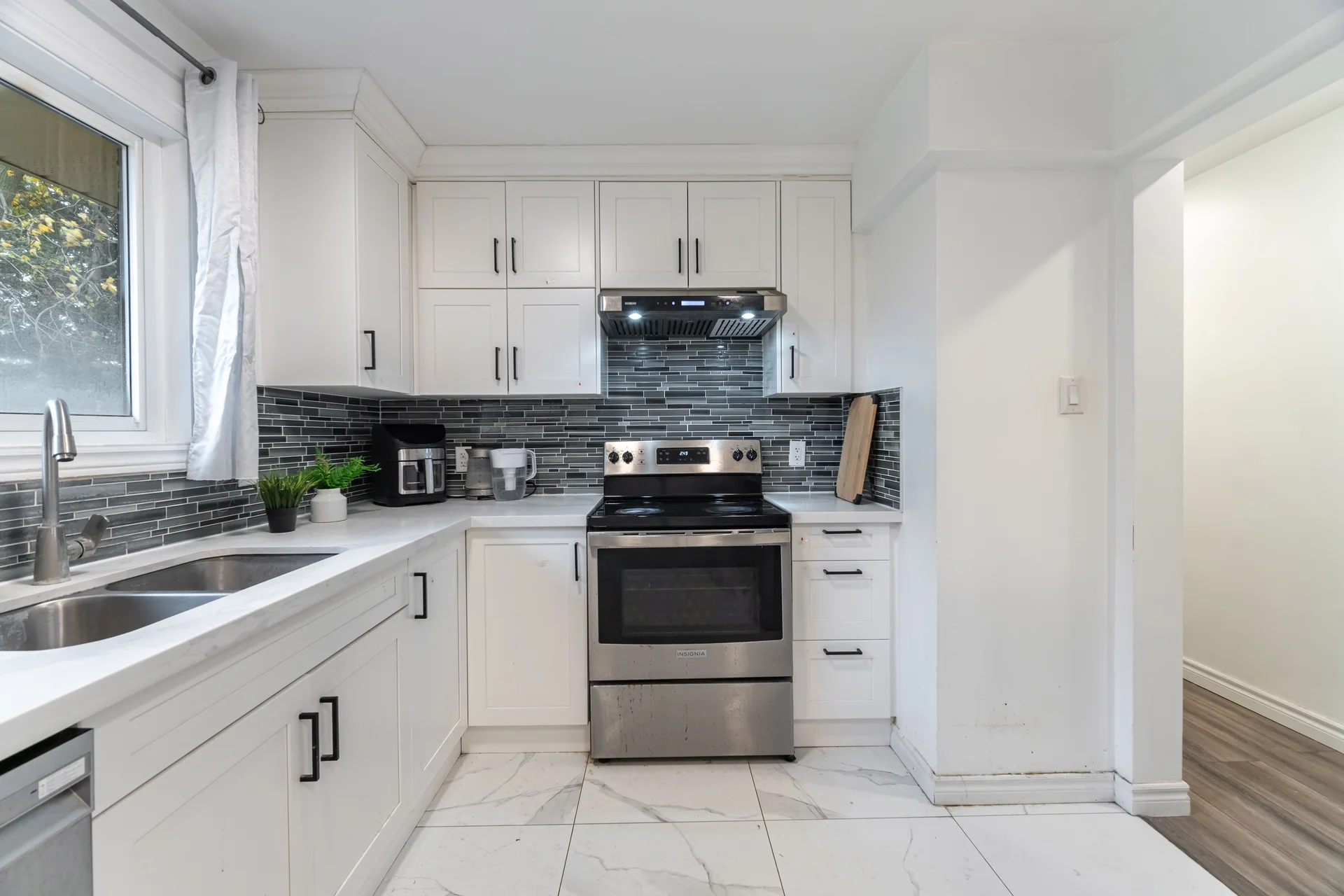 406 Tamarack Drive, Waterloo - photo 19