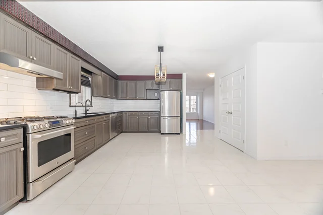 565 Sundew Drive, Waterloo - NON STAGED - photo 17