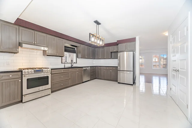 565 Sundew Drive, Waterloo - NON STAGED - photo 18