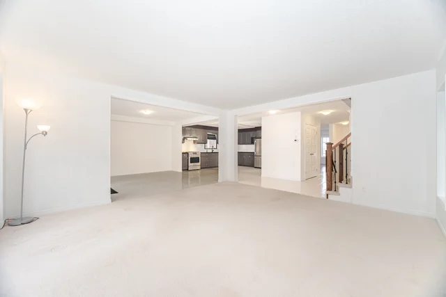 565 Sundew Drive, Waterloo - NON STAGED - photo 24