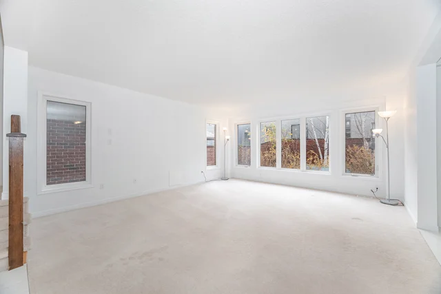 565 Sundew Drive, Waterloo - NON STAGED - photo 26