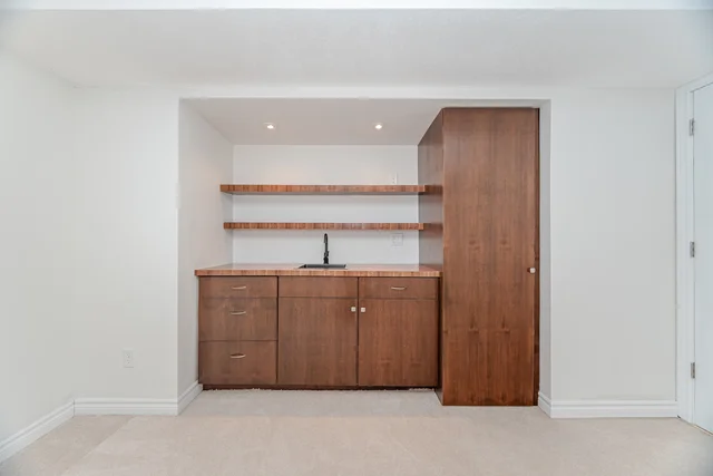 565 Sundew Drive, Waterloo - NON STAGED - photo 63