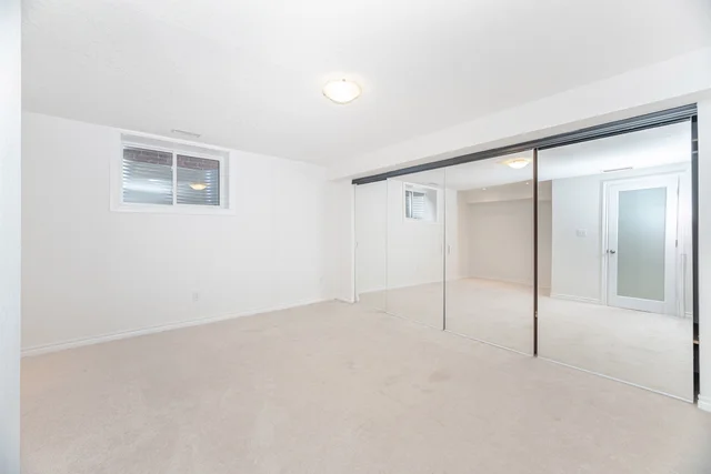 565 Sundew Drive, Waterloo - NON STAGED - photo 64