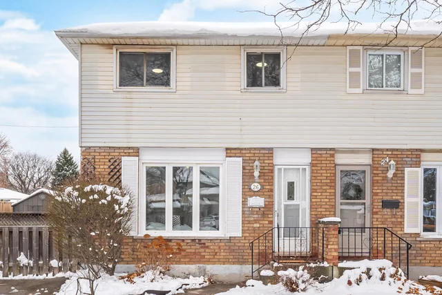 26 Graywood Road, Hamilton - photo 1