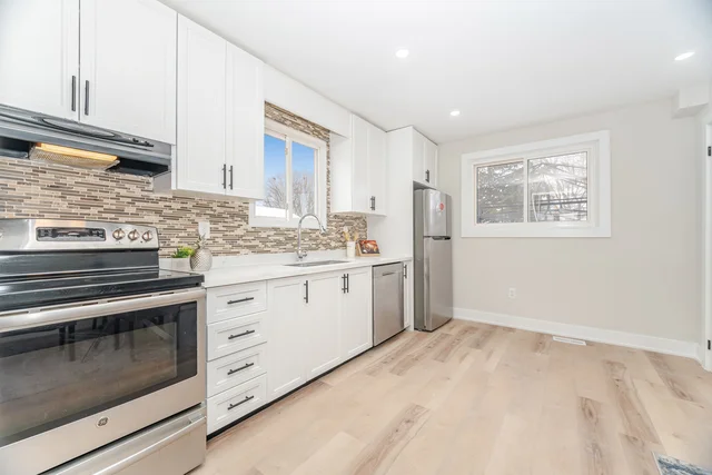 26 Graywood Road, Hamilton - photo 16