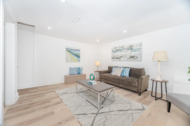 26 Graywood Road, Hamilton - photo 39