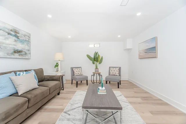 26 Graywood Road, Hamilton - photo 41
