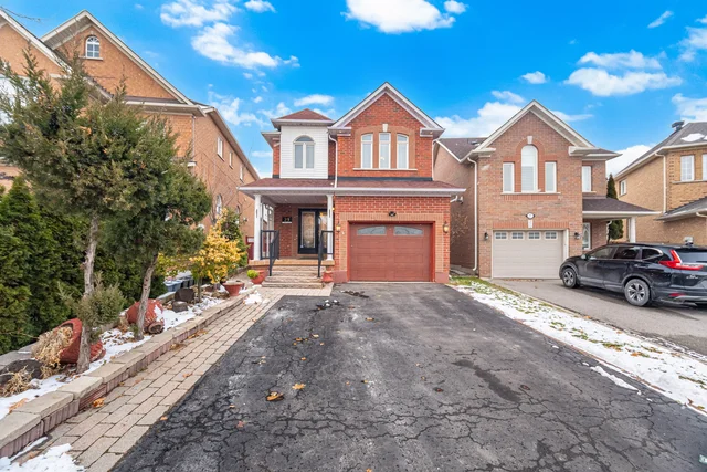 29 Kayla Crescent, Maple - photo 4
