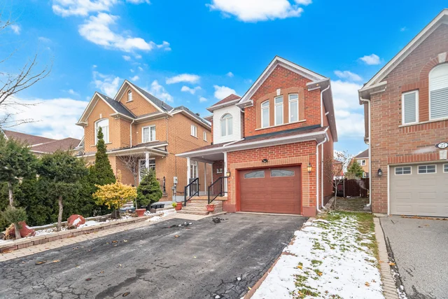 29 Kayla Crescent, Maple - photo 5
