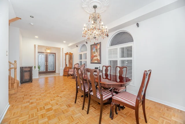 29 Kayla Crescent, Maple - photo 12