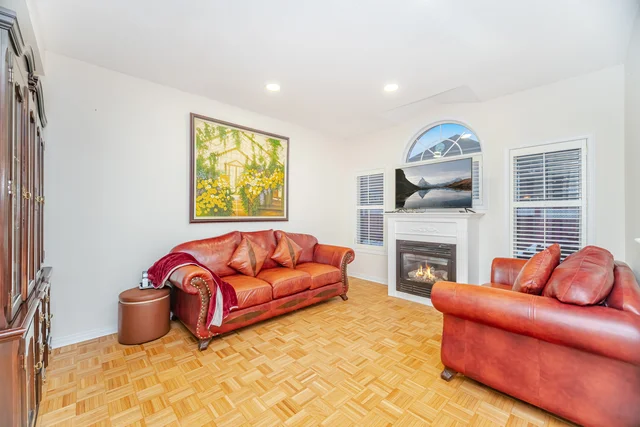 29 Kayla Crescent, Maple - photo 15