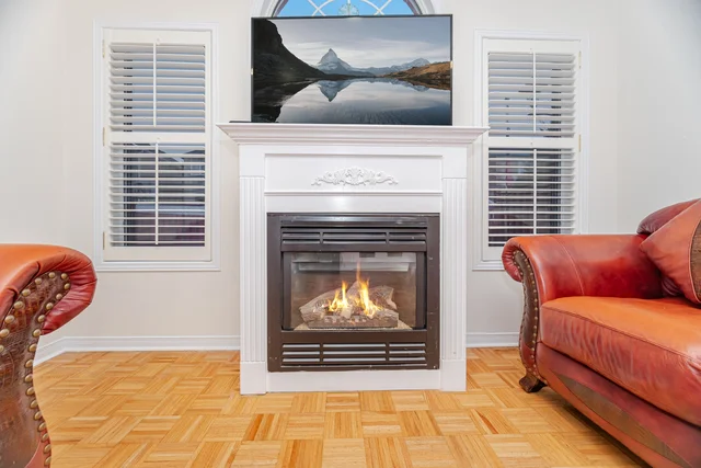 29 Kayla Crescent, Maple - photo 16