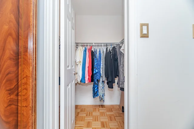 29 Kayla Crescent, Maple - photo 32