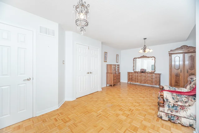 29 Kayla Crescent, Maple - photo 36