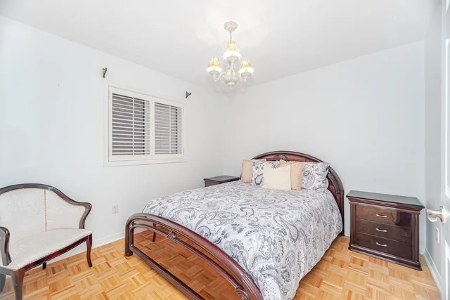 29 Kayla Crescent, Maple - photo 37