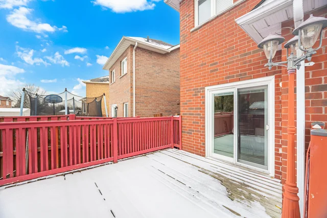 29 Kayla Crescent, Maple - photo 41