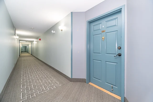 #216-75 Treelawn Boulevard, Kleinburg - photo 7