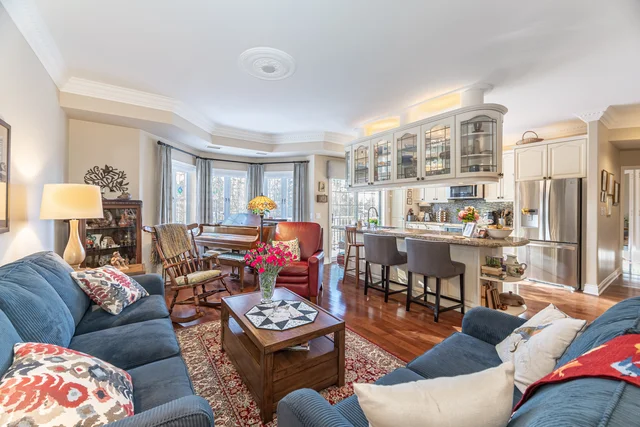 #216-75 Treelawn Boulevard, Kleinburg - photo 17