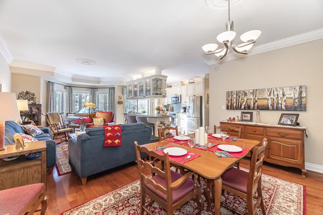 #216-75 Treelawn Boulevard, Kleinburg - photo 22