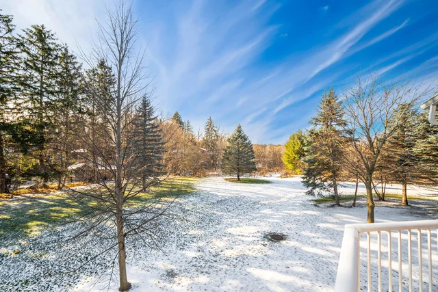 #216-75 Treelawn Boulevard, Kleinburg - photo 40