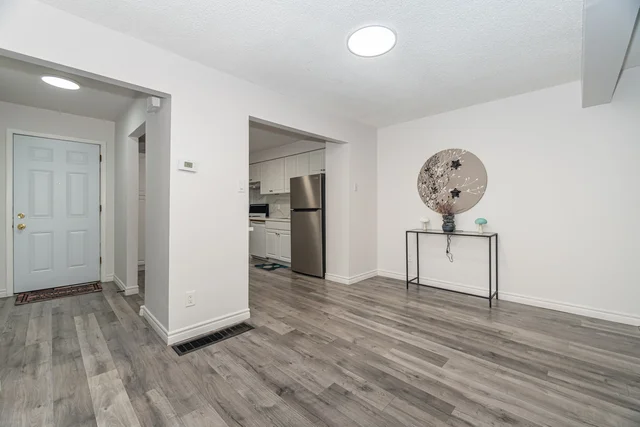 #3-1306 Guelph Line, Burlington - photo 14