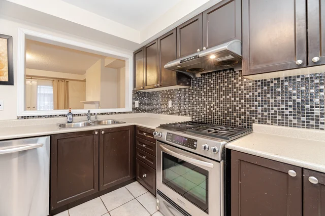#32-50 Hillcrest Avenue, Brampton - photo 17