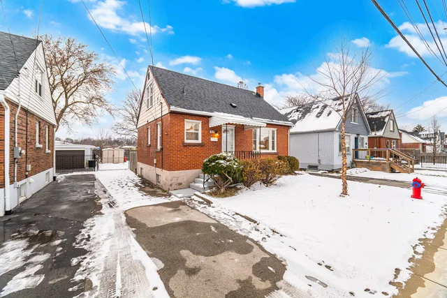 635 Queensdale Avenue East, Hamilton - photo 14